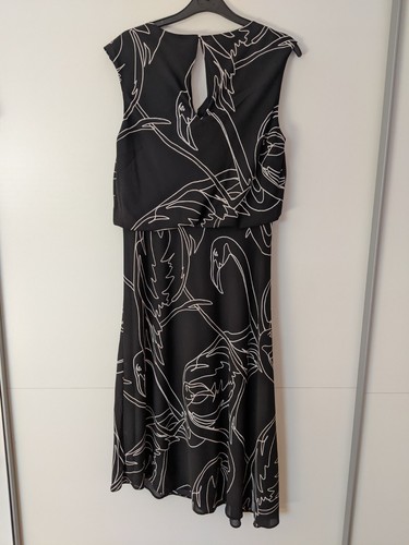 Bezauberndes damenkleid von - bezauberndes,