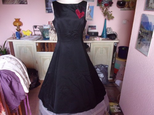 Exclusives satin kleid mit - kleid,